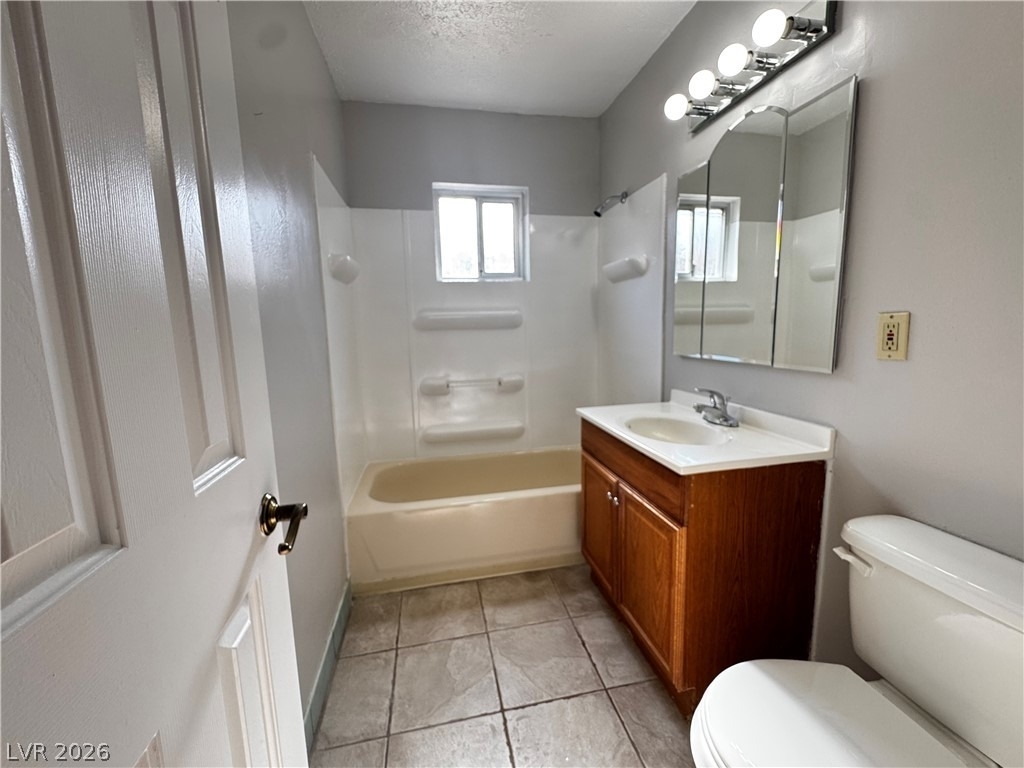 350 E Desert Inn Road - Photo 7