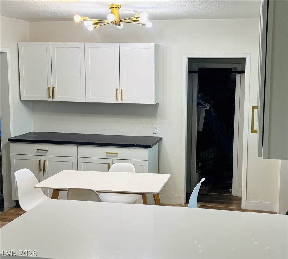 1920 Howard Avenue - Photo 6