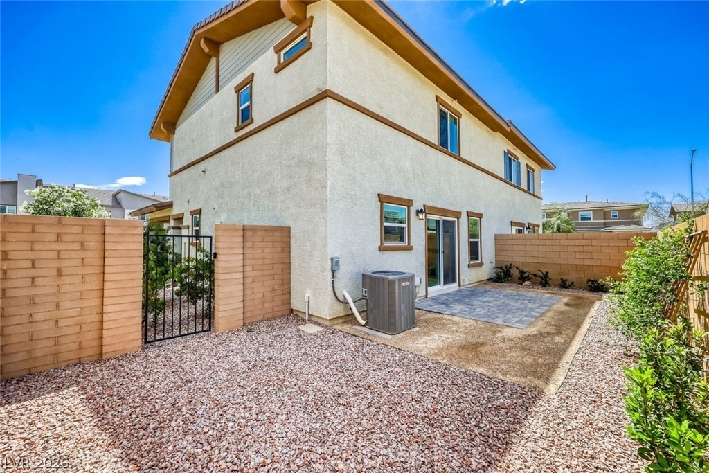911 Cadence View Way - Photo 18