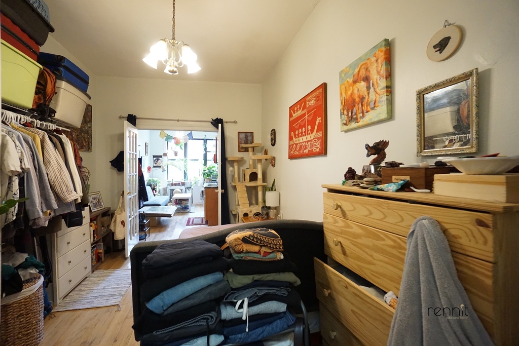 114 Walton Street - Photo 2