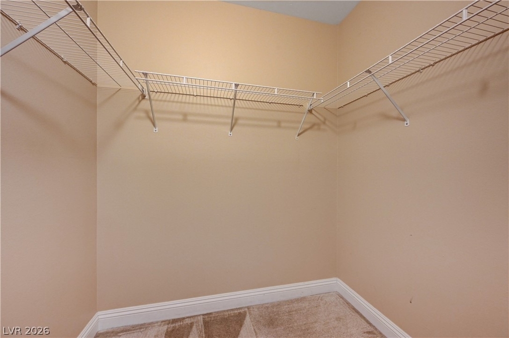 8000 W Badura Avenue - Photo 32