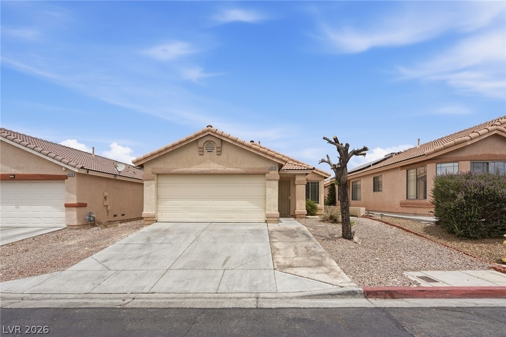 6526 Blooming Sun Court - Photo 1
