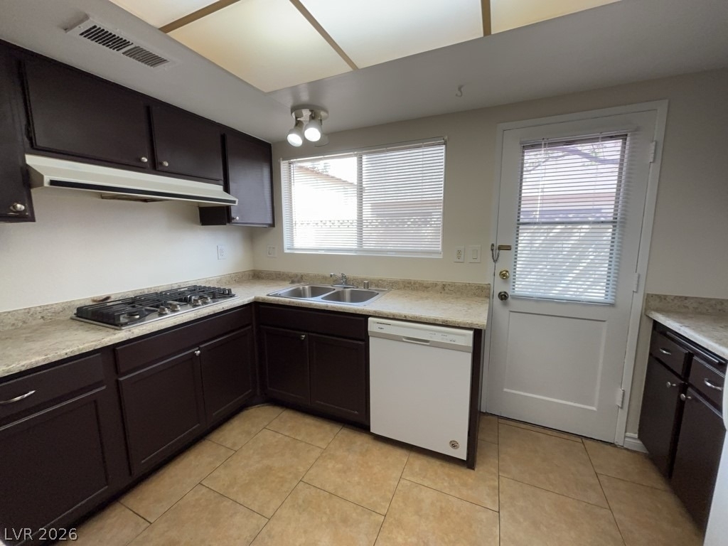 2938 Karen - Photo 2