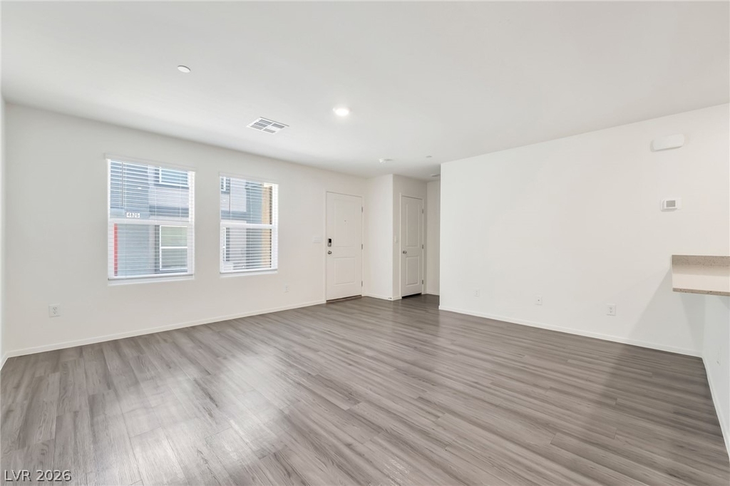 4826 Wine Ridge Avenue - Photo 4