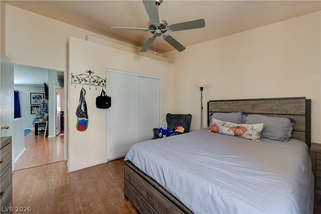 2050 N Los Feliz Street - Photo 51