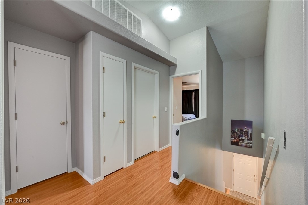 2050 N Los Feliz Street - Photo 33