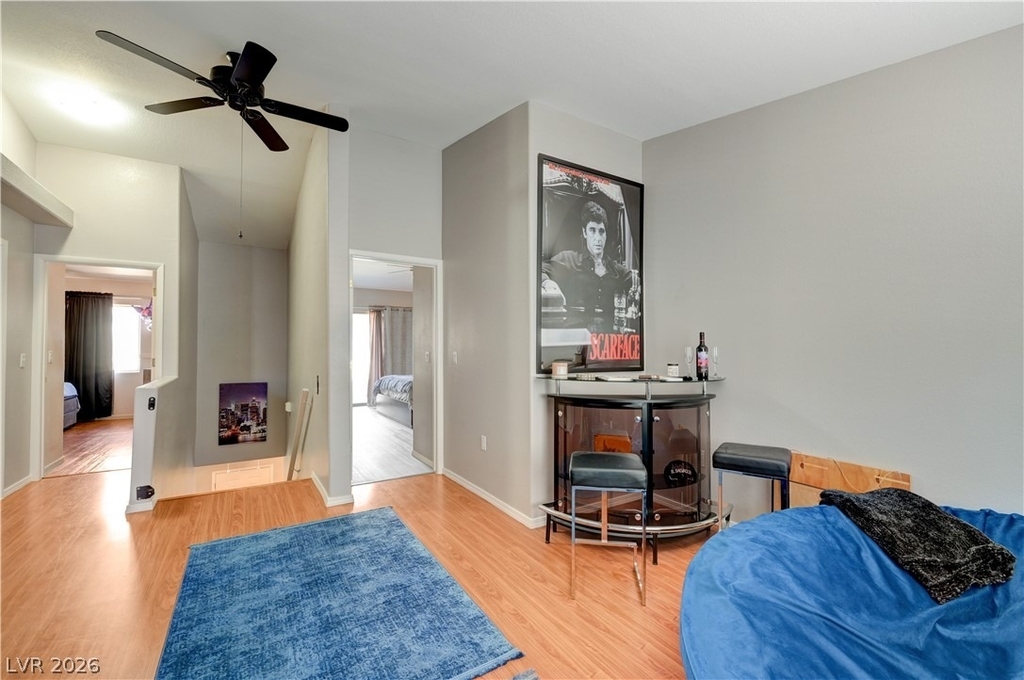2050 N Los Feliz Street - Photo 31
