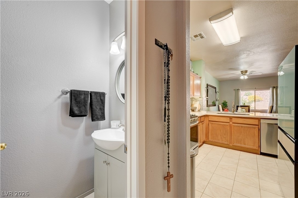 2050 N Los Feliz Street - Photo 26