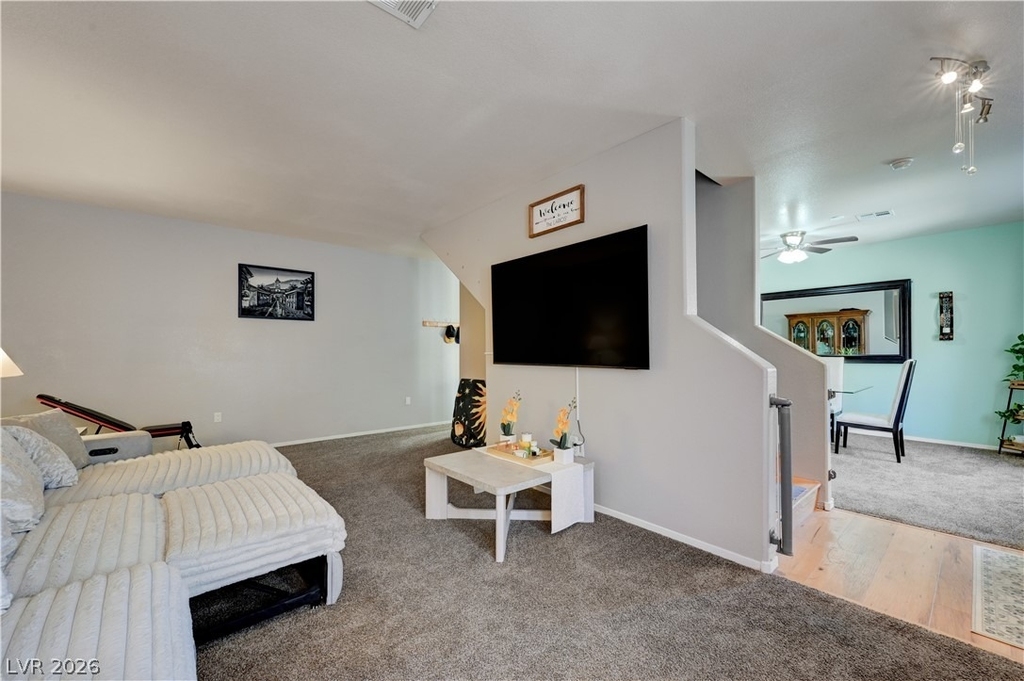 2050 N Los Feliz Street - Photo 9