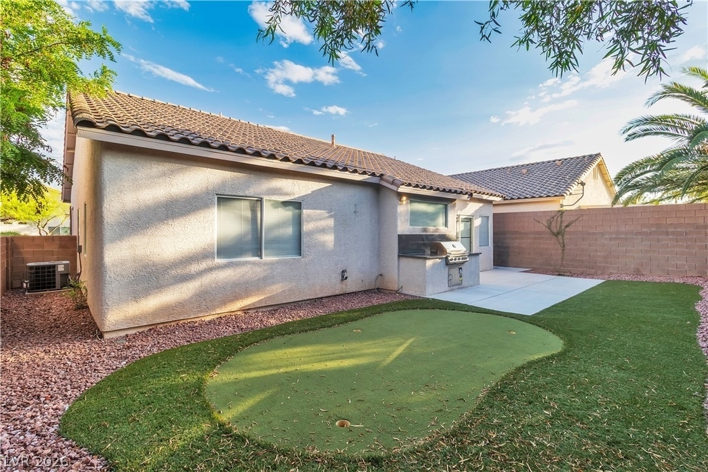 4468 Lobero Avenue - Photo 25