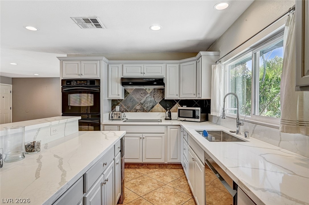 4153 Woodcrest Road - Photo 15