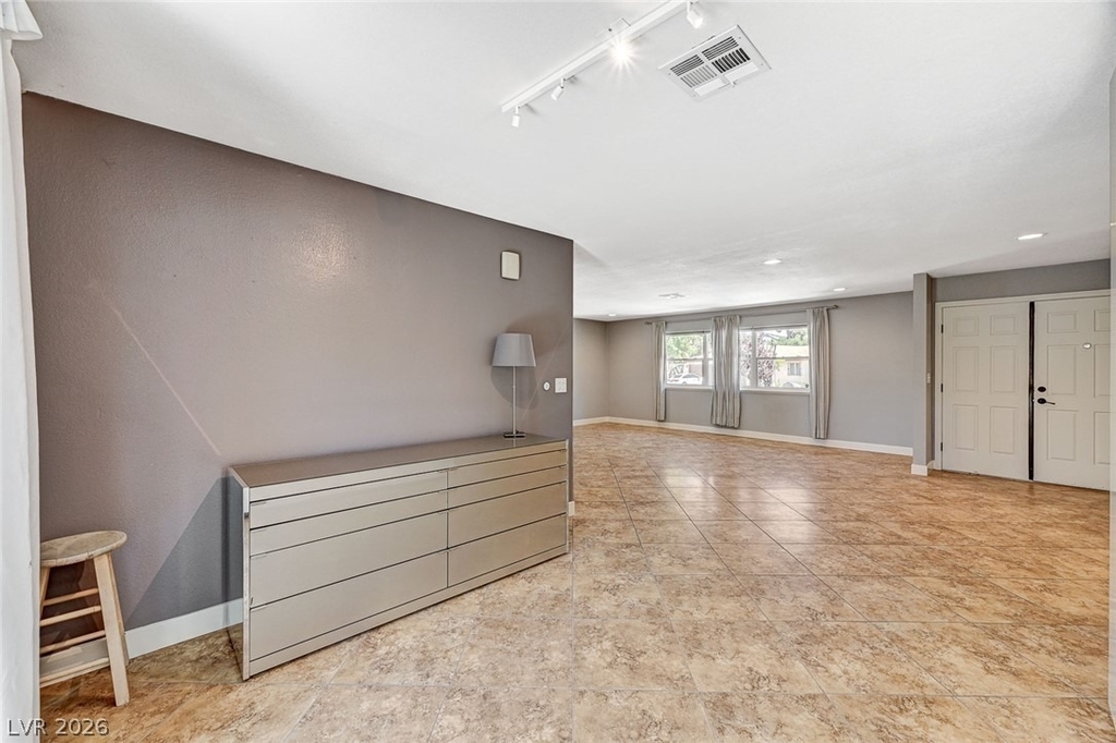 4153 Woodcrest Road - Photo 11