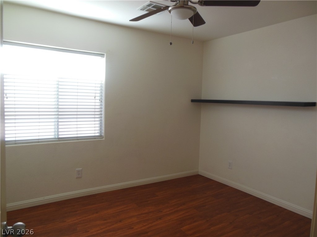 7571 Redwood Point Street - Photo 8