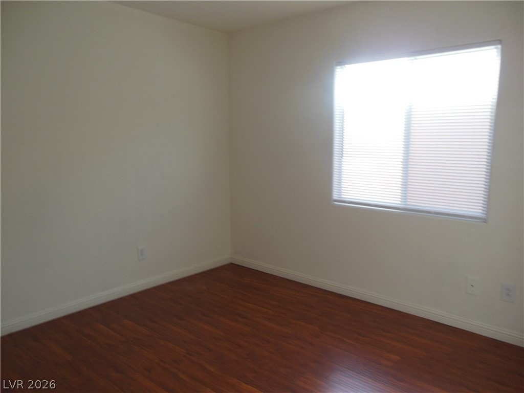 7571 Redwood Point Street - Photo 9