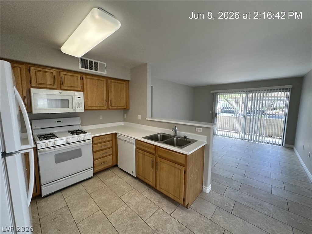 5710 E Tropicana Avenue - Photo 10