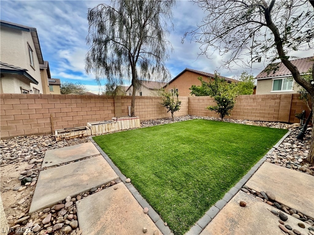 8667 Moon Crater Avenue - Photo 41