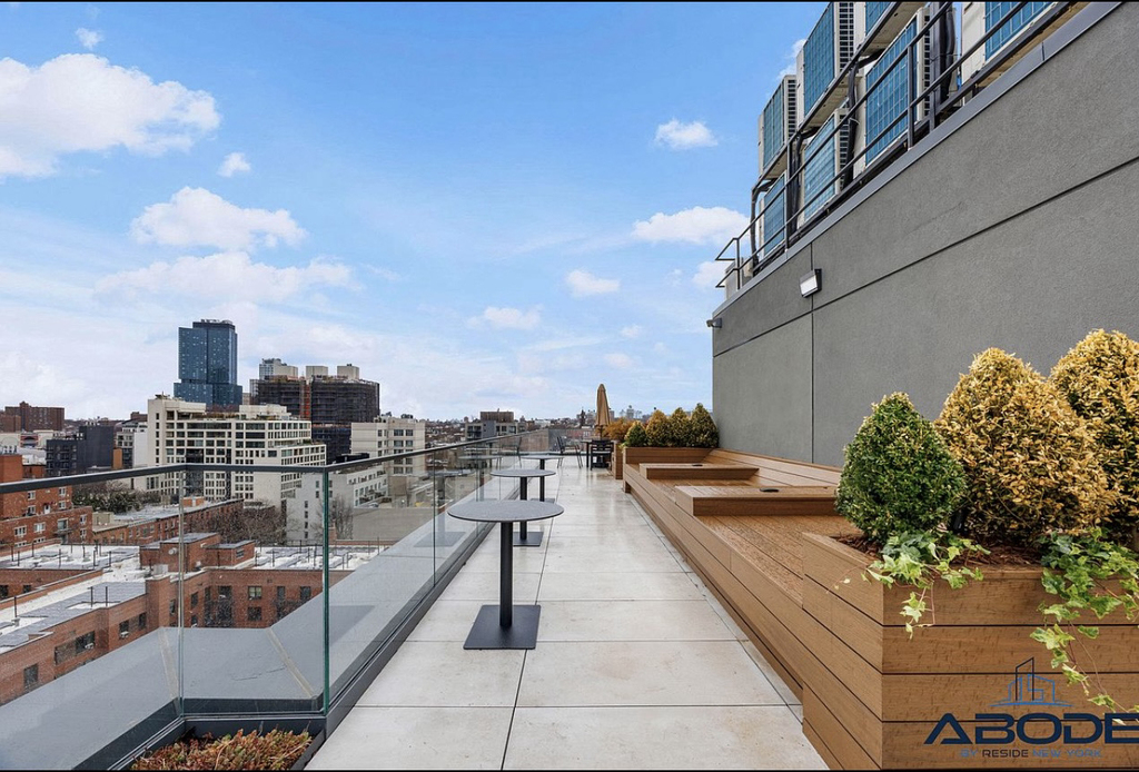 556 Baltic Street - Photo 11