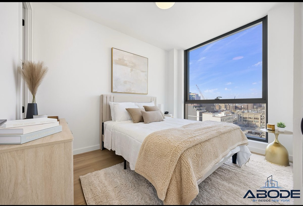 556 Baltic Street - Photo 5