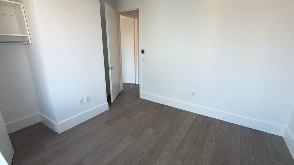 West 47th Street - Photo 4