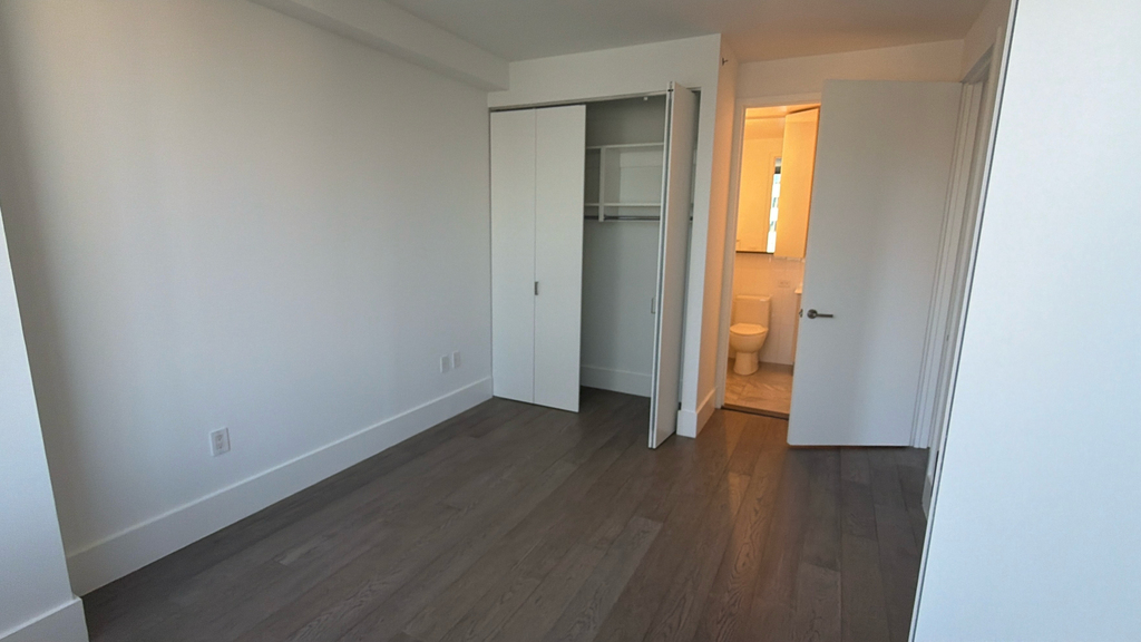West 47th Street - Photo 6