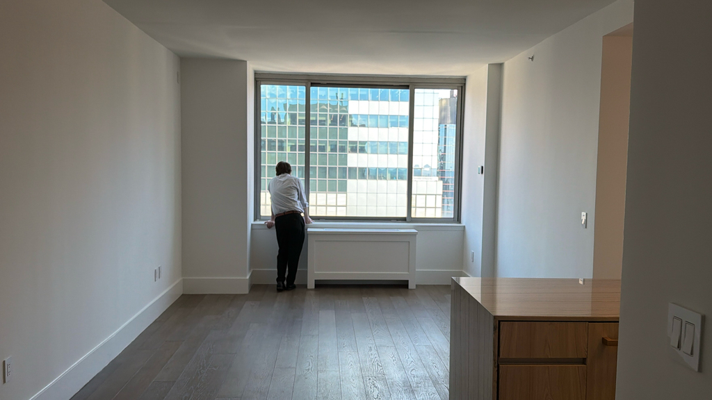 West 47th Street - Photo 3