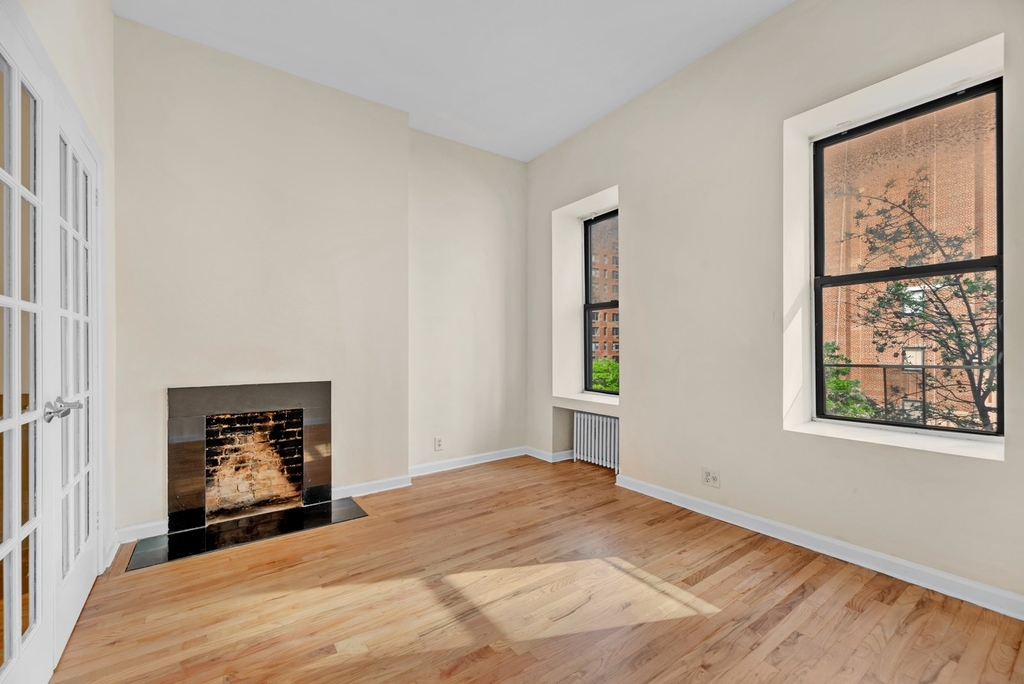 1167 Second Avenue - Photo 0