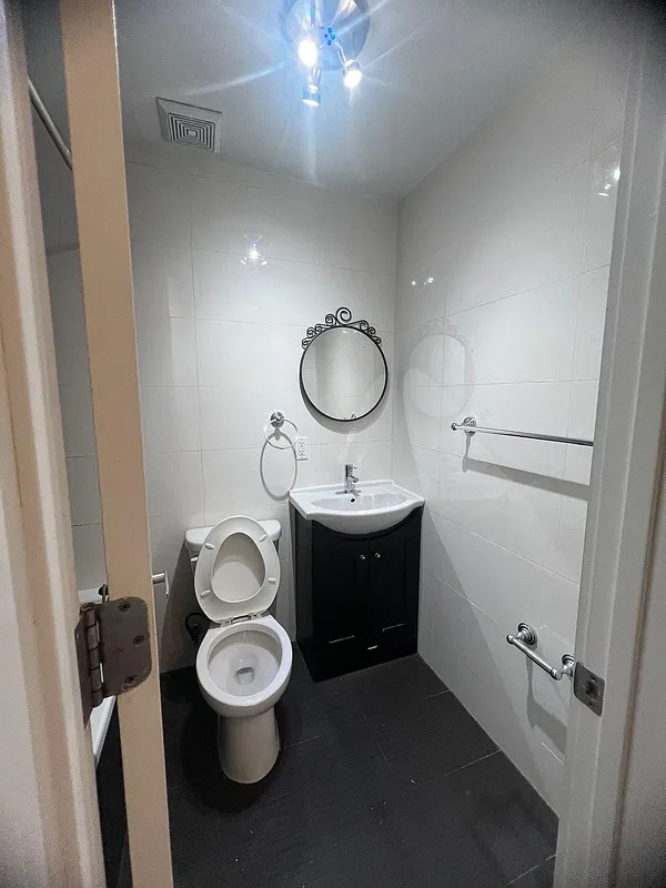 97 Cornelia Street - Photo 13