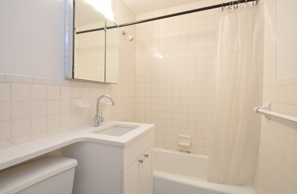 414/416 East 84th Street - Photo 3