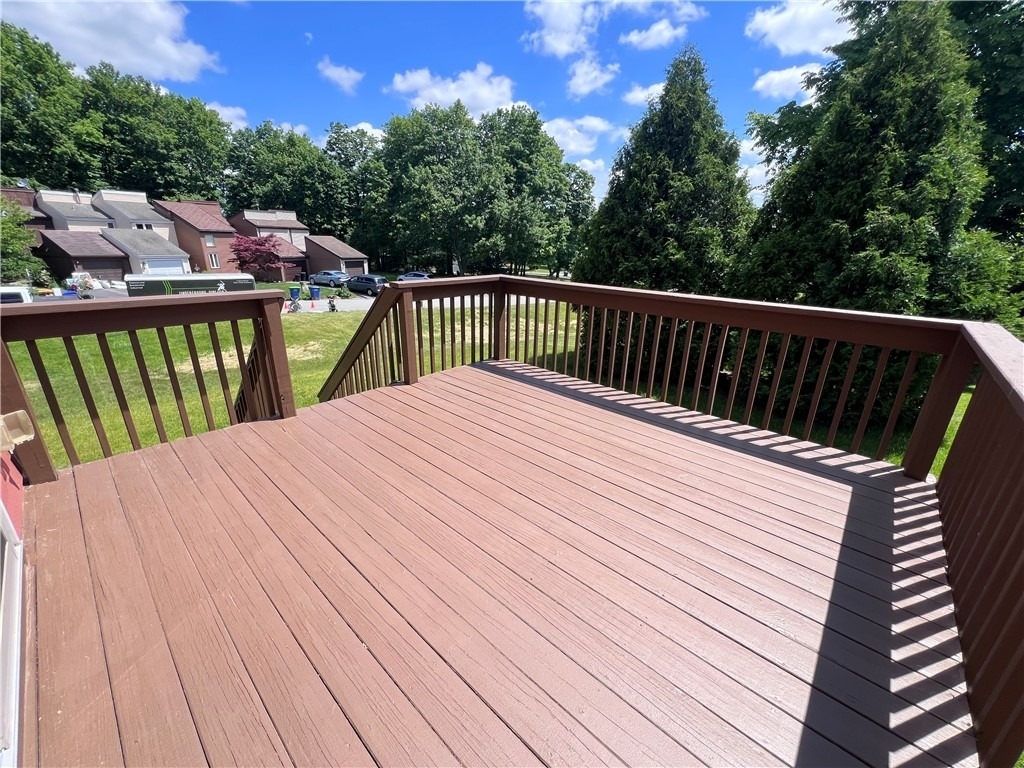 131 Broxbourne Drive - Photo 6