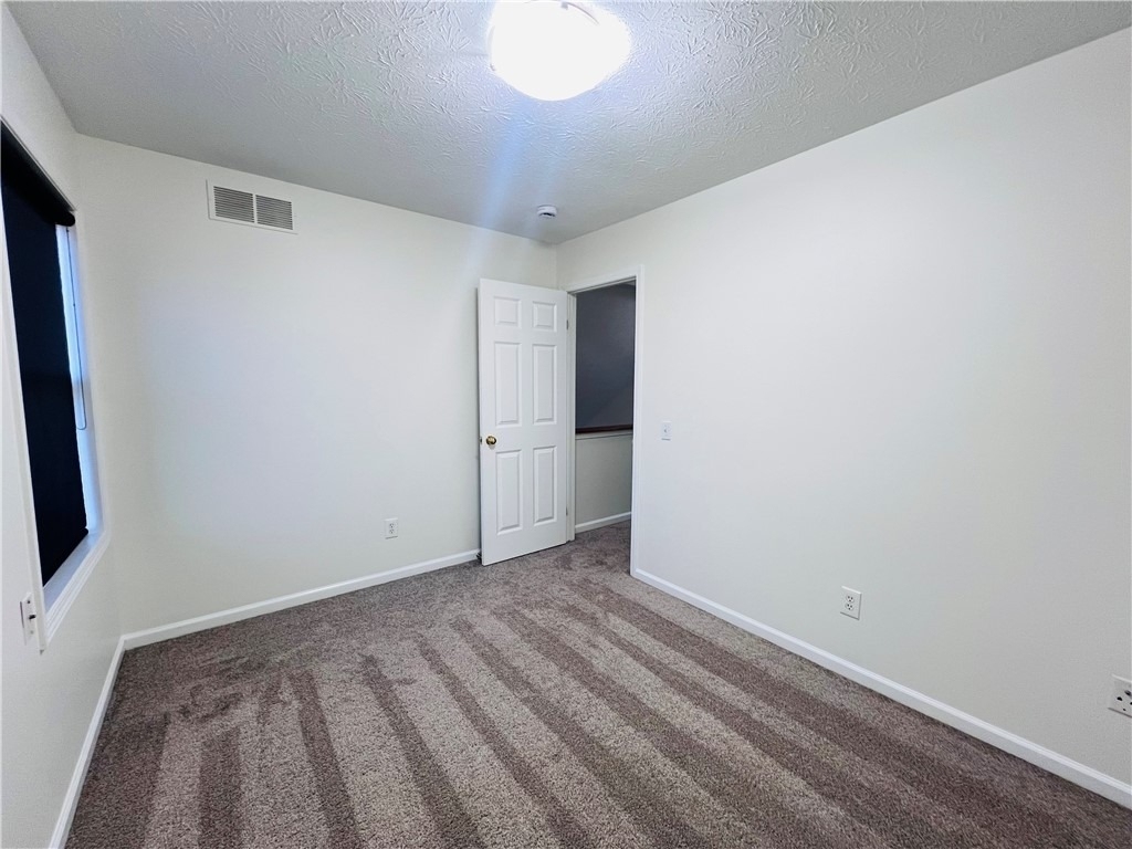 131 Broxbourne Drive - Photo 13