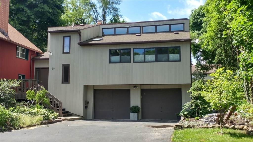 27 Hoyt Place - Photo 0