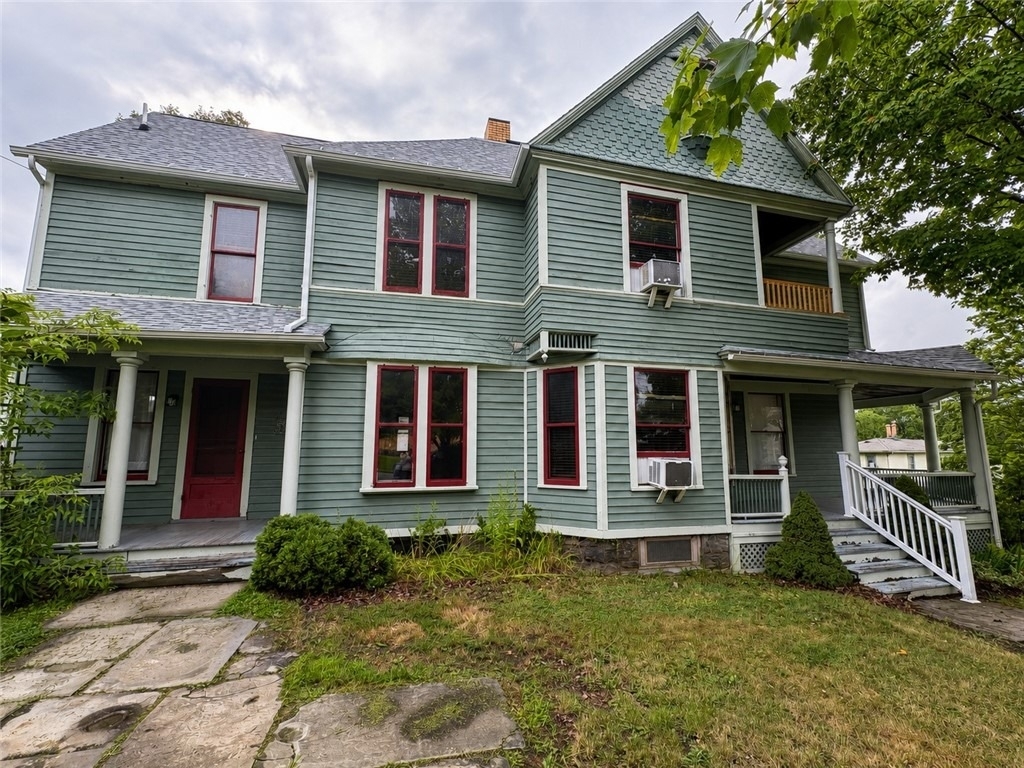 54 W 5th Street - Photo 1