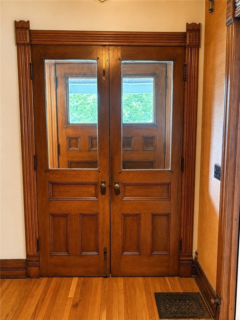 54 W 5th Street - Photo 8