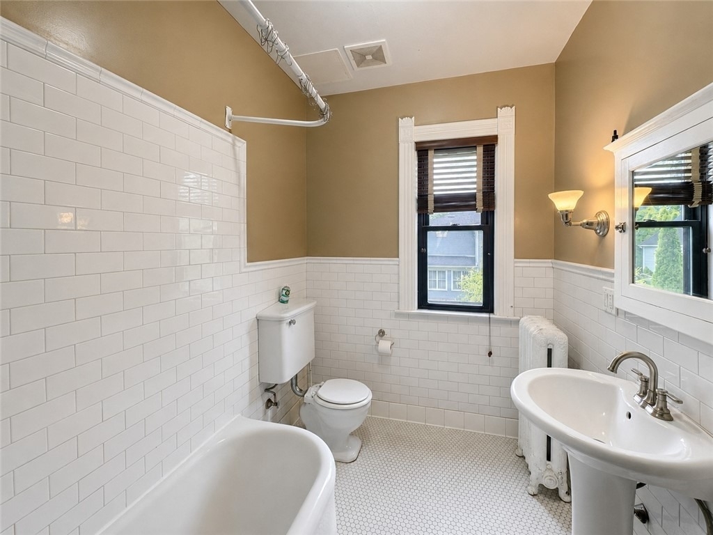 54 W 5th Street - Photo 10