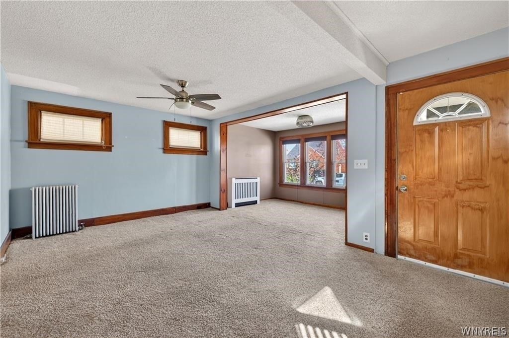 172 Tremont Avenue - Photo 2