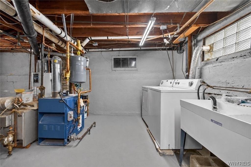 172 Tremont Avenue - Photo 13