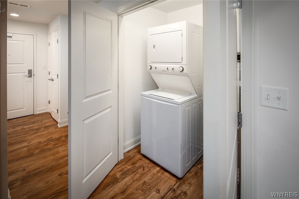 591 Terrace Boulevard - Photo 9