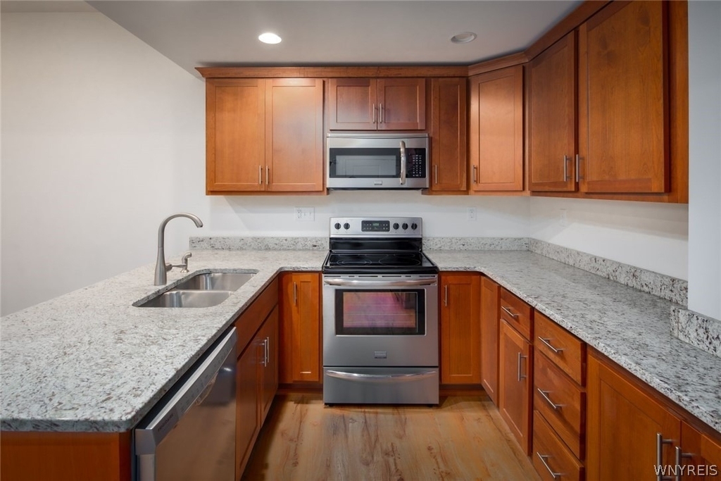 591 Terrace Boulevard - Photo 1