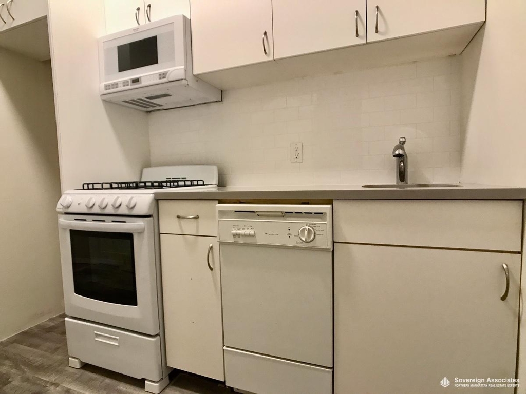 951 Amsterdam Avenue - Photo 3
