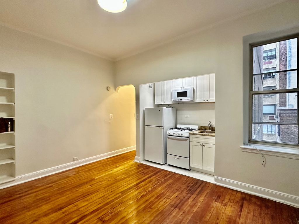 328 West 83rd Street - Photo 0