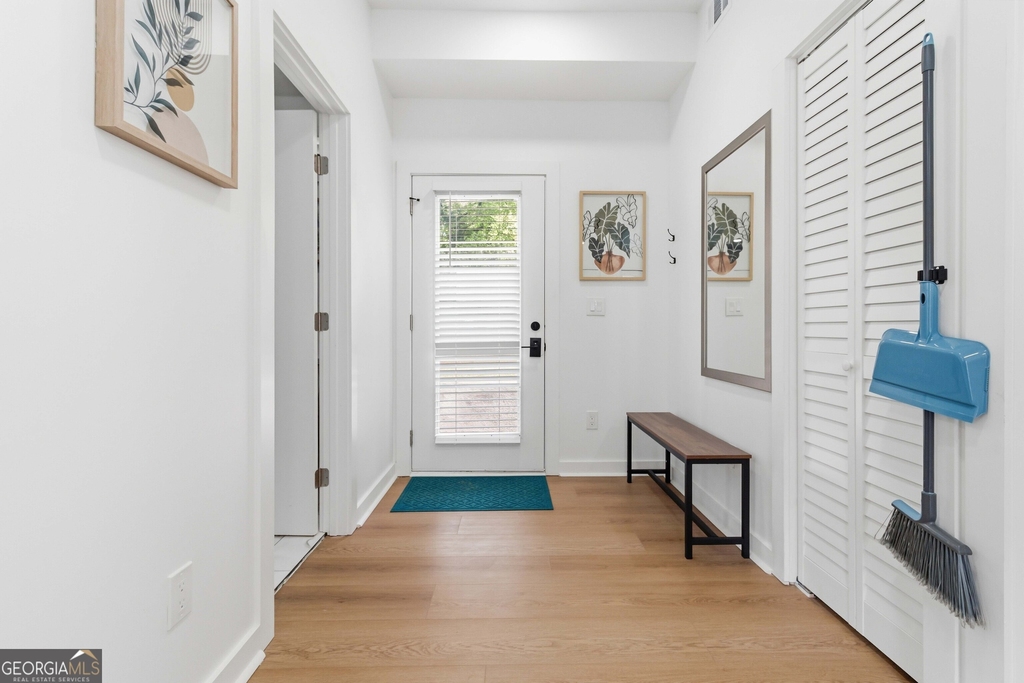 758 Braemar Avenue Sw - Photo 3