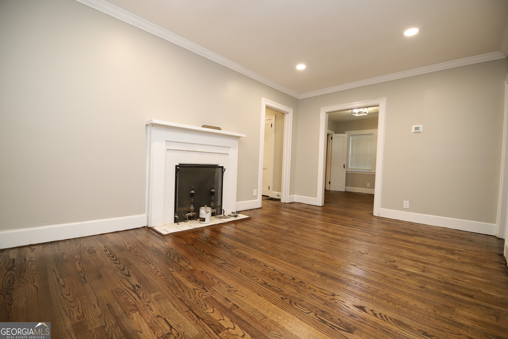 112 Saynor Circle - Photo 2