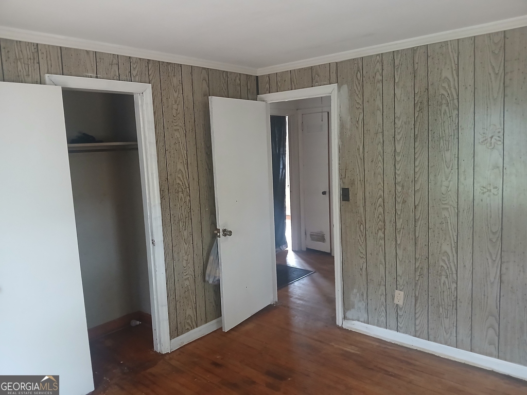 1387 Dewey Street - Photo 5