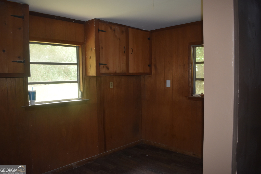 1387 Dewey Street - Photo 21