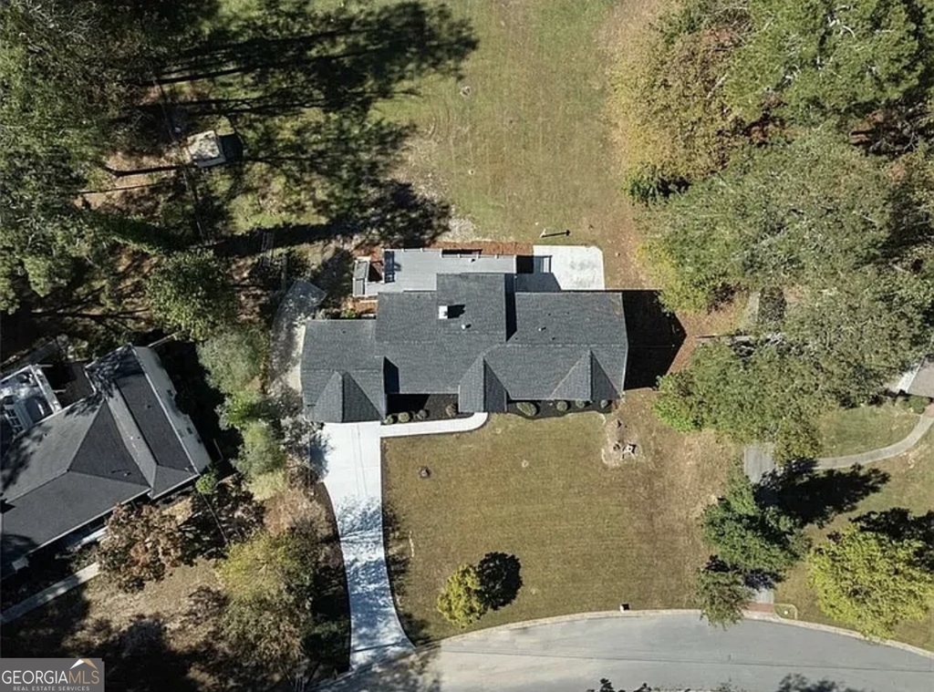 7530 Spalding Lane - Photo 2