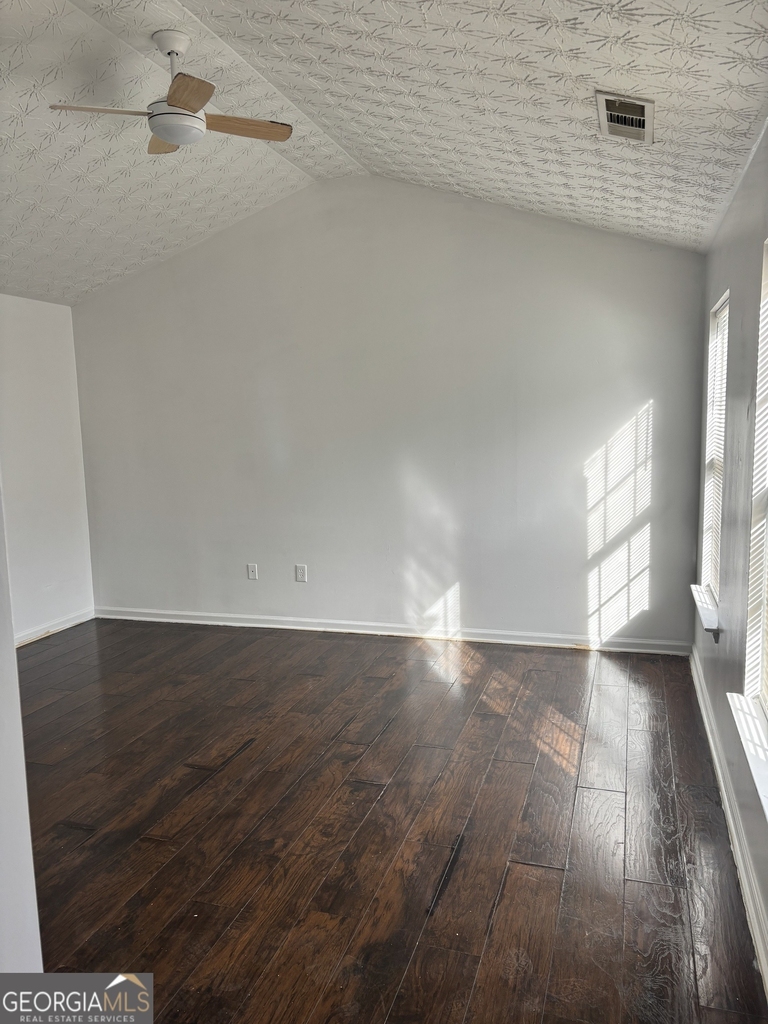 3859 Shenfield Drive - Photo 5