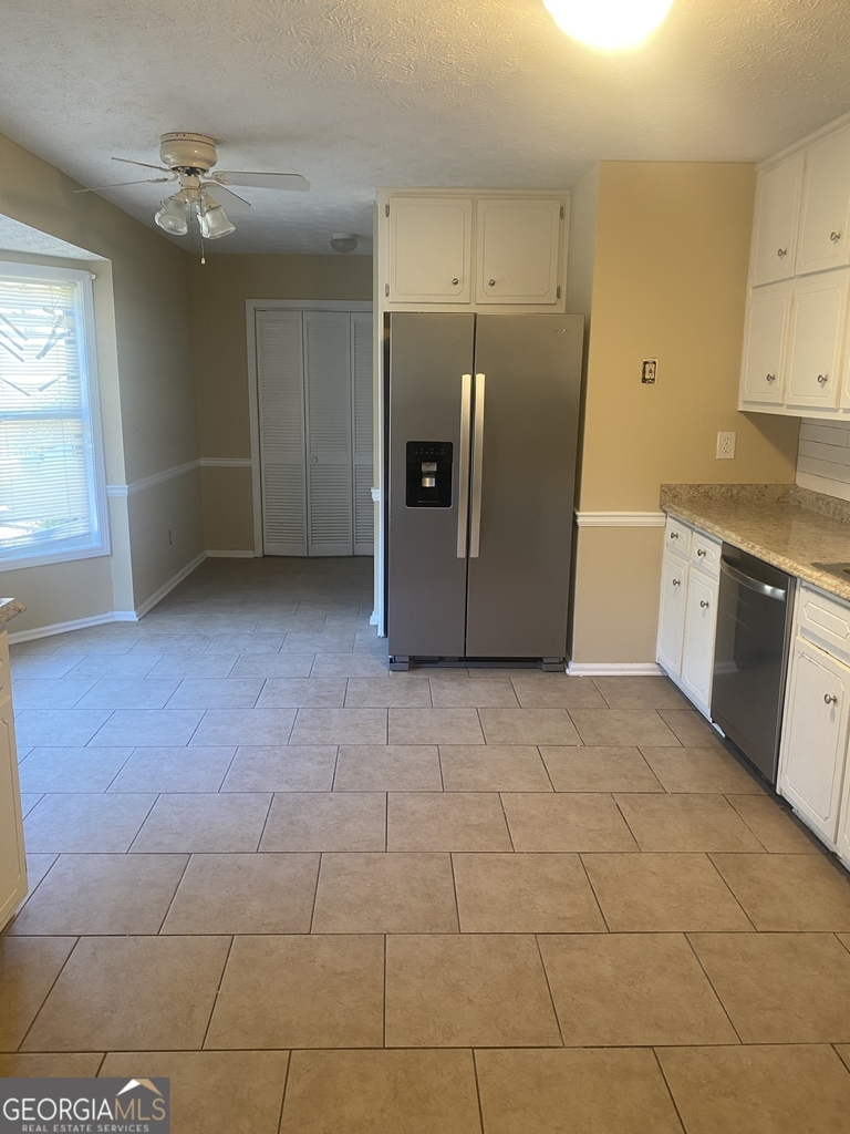 218 Benton Fields - Photo 11