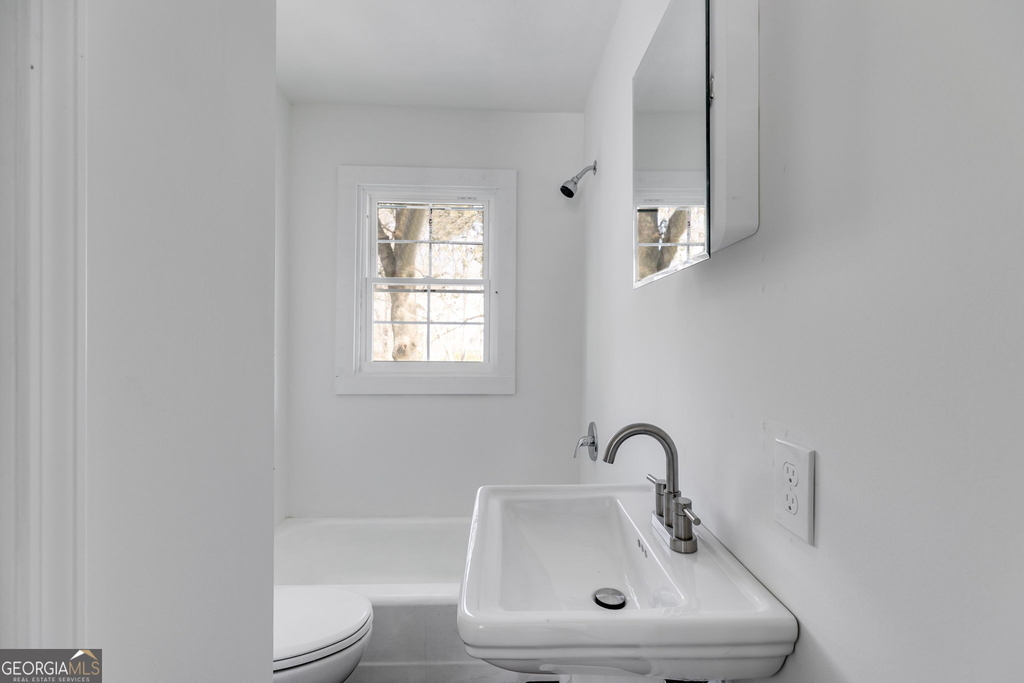 734 W College Street - Photo 15