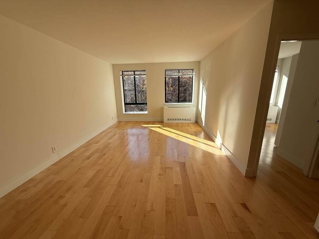 West 53rd Street - Photo 1
