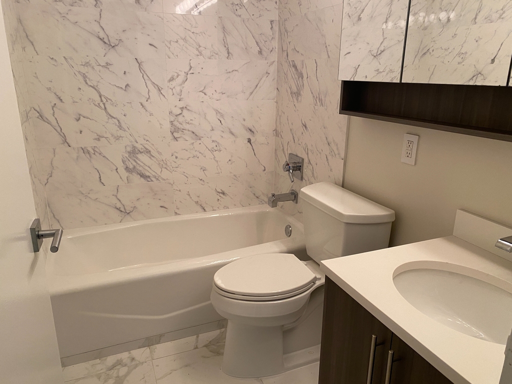 West 53rd Street - Photo 8